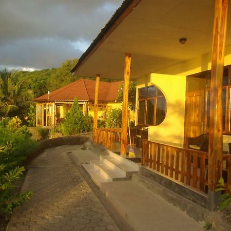 Golo Hilltop Hotel Labuan Bajo Luaran gambar