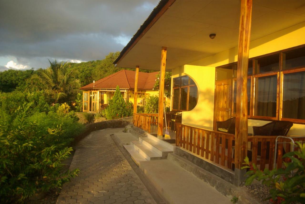 Golo Hilltop Hotel Labuan Bajo Luaran gambar