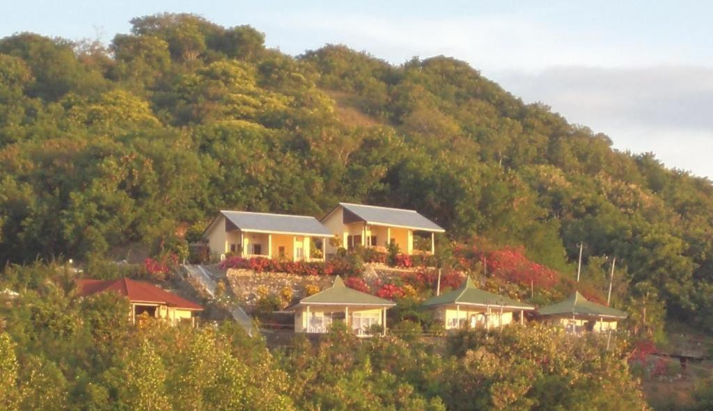 Golo Hilltop Hotel Labuan Bajo Luaran gambar