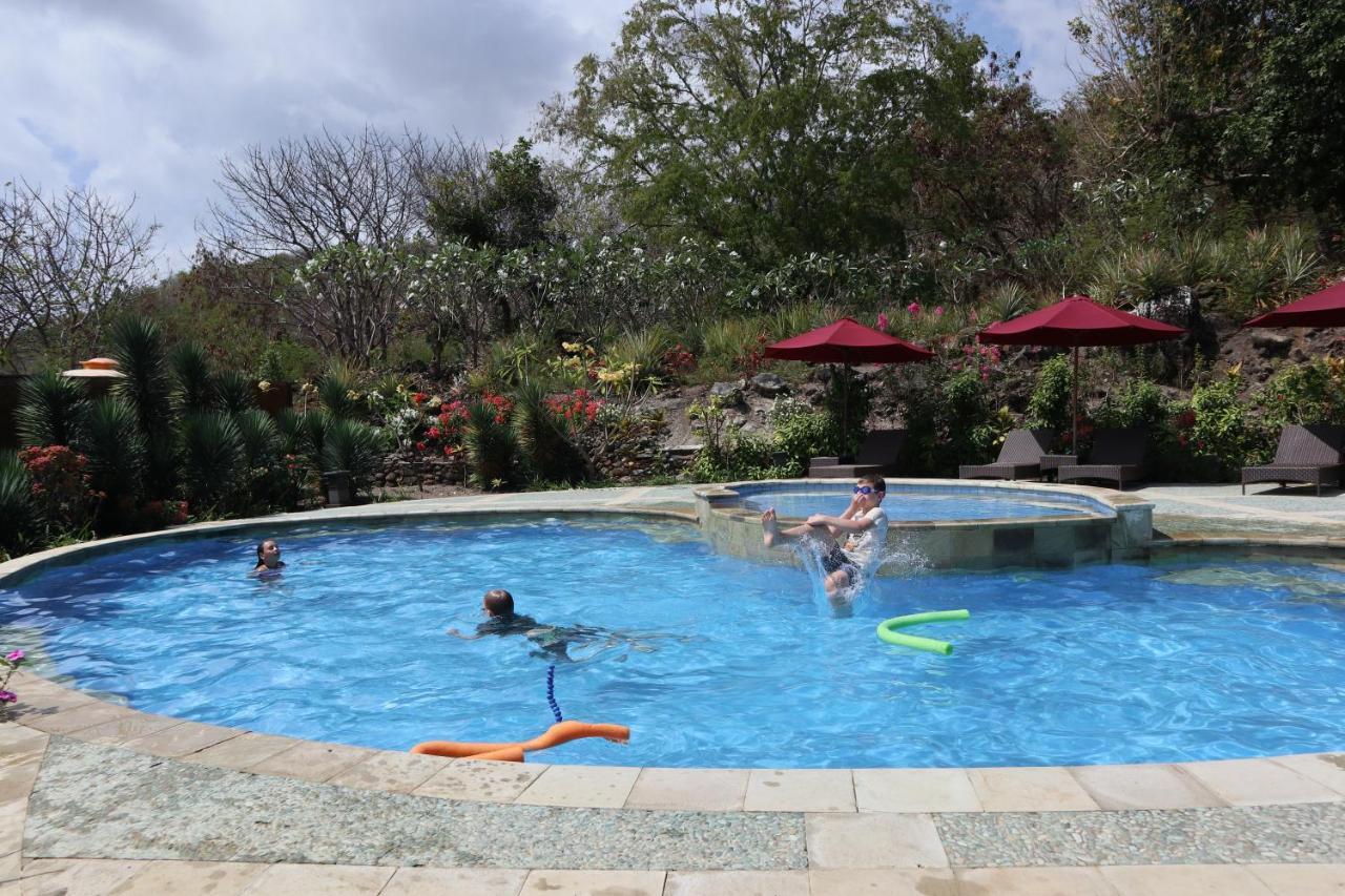Golo Hilltop Hotel Labuan Bajo Luaran gambar